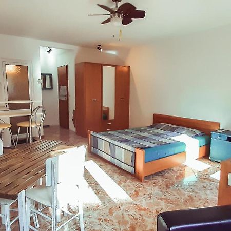 La Piccola Porta, Равда, България Apartamento Exterior foto